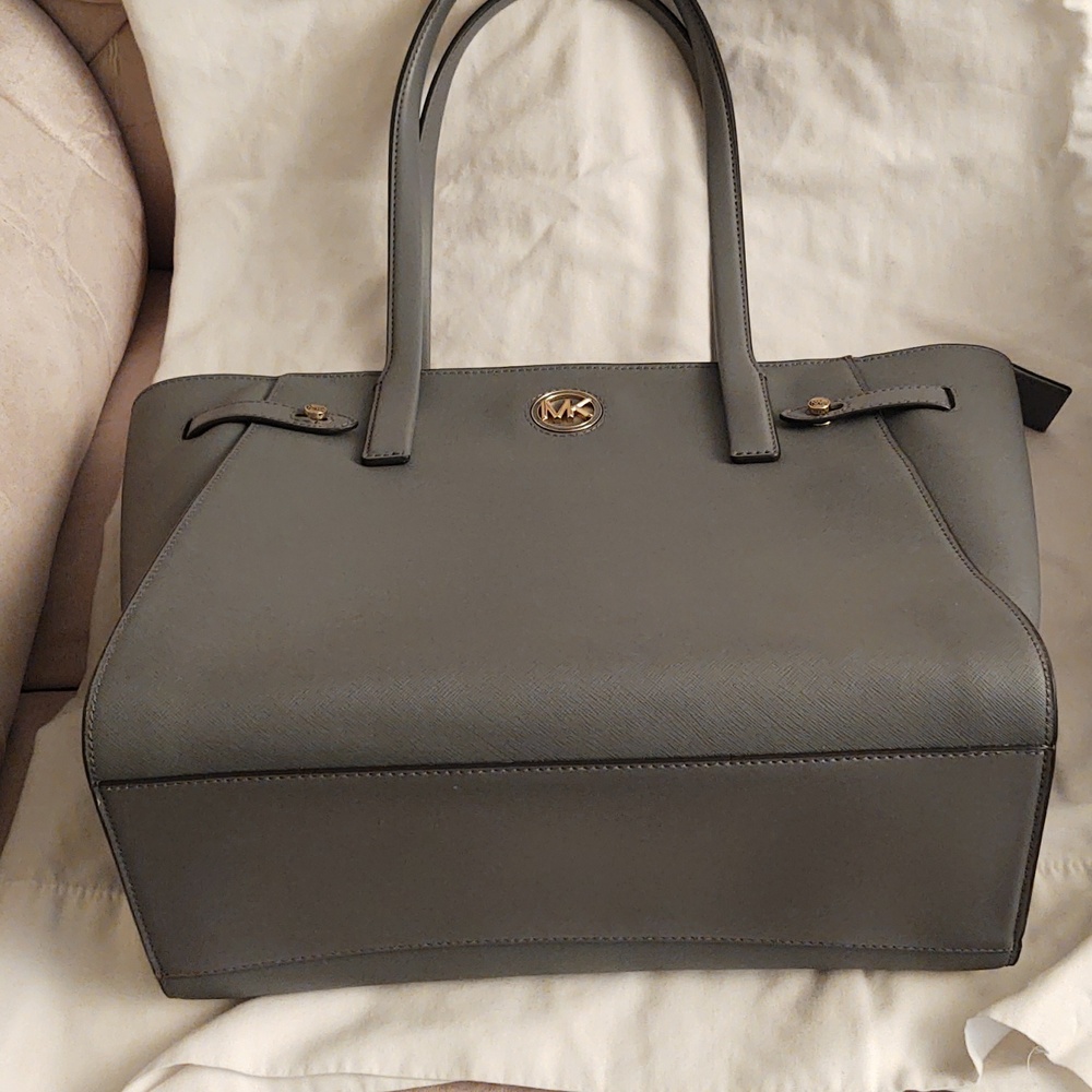 Michael Kors Tote